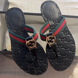 Authentic Gucci thong sandal